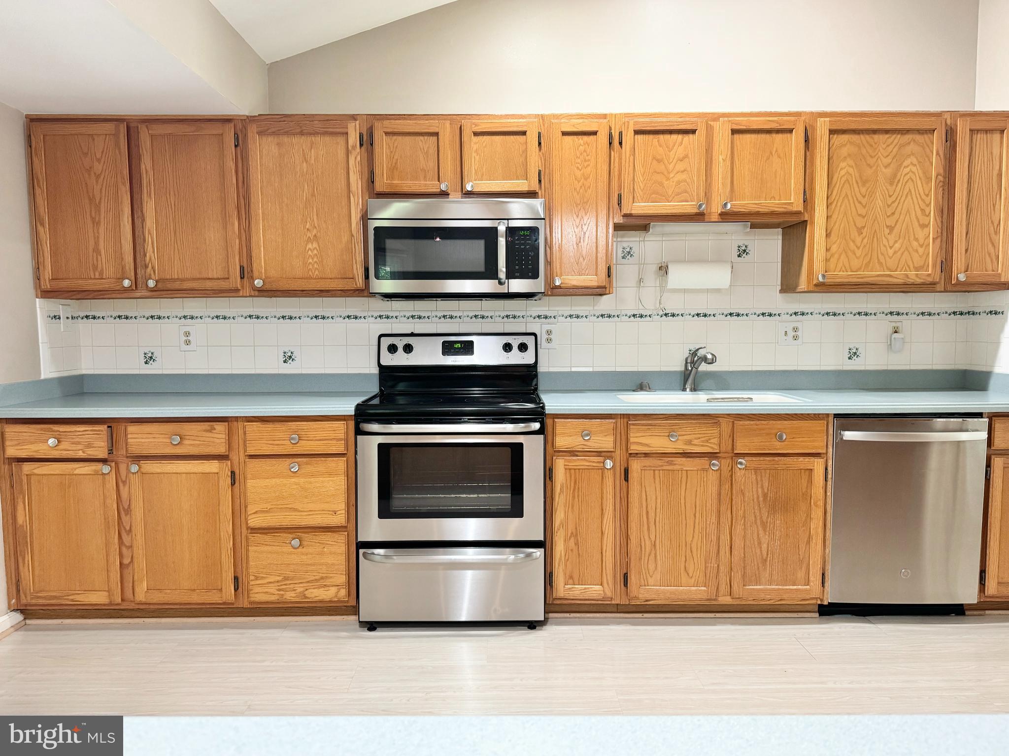 STONEBRIDGE AT WIDEWATER - Residential Lease