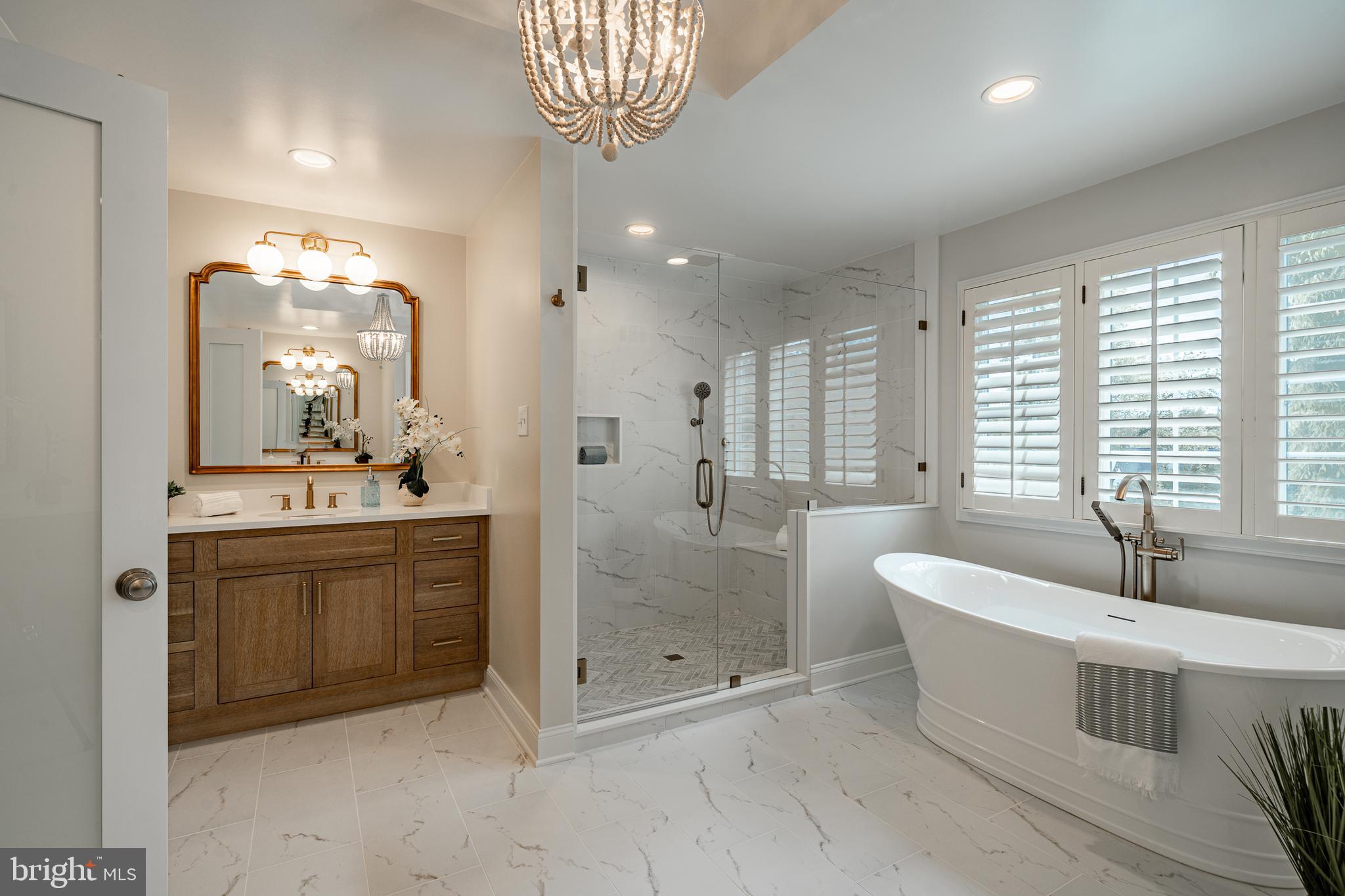 CHANTILLY FARM - Residential