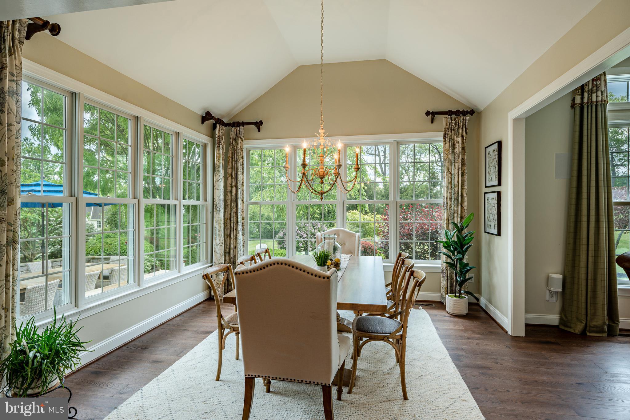 CHANTILLY FARM - Residential