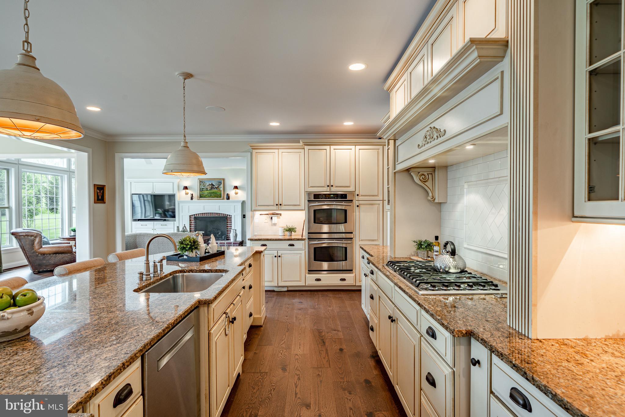 CHANTILLY FARM - Residential