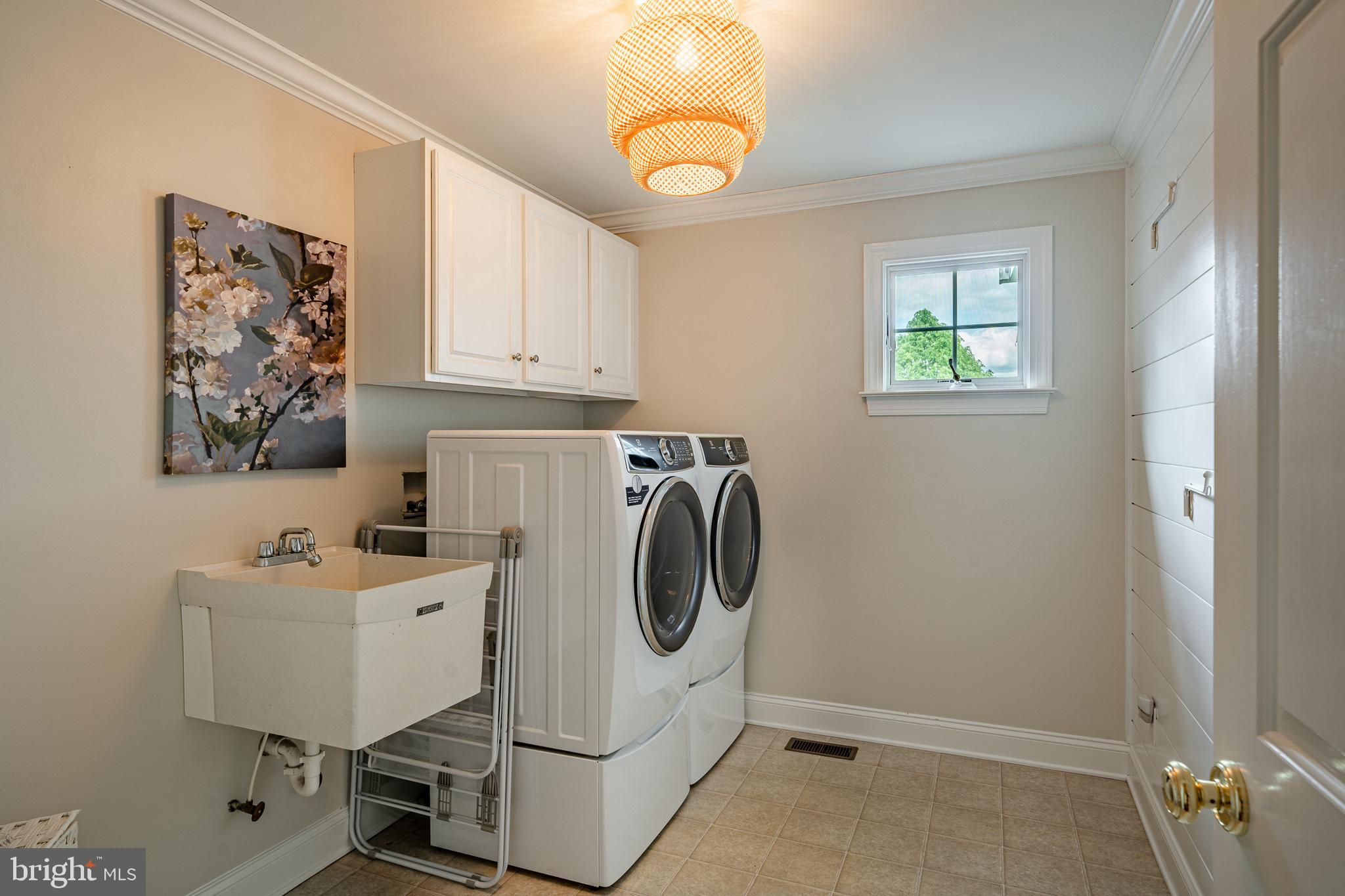 CHANTILLY FARM - Residential