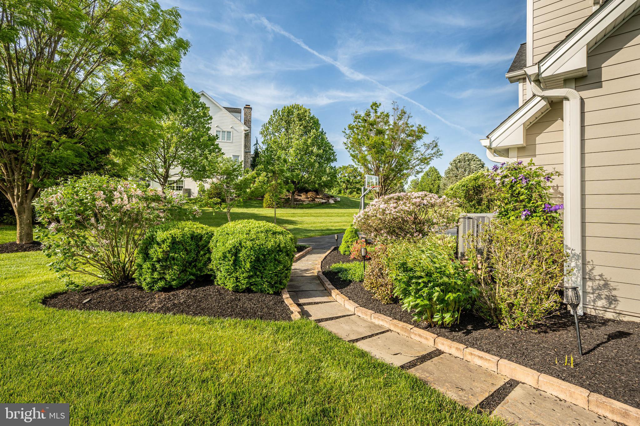 CHANTILLY FARM - Residential