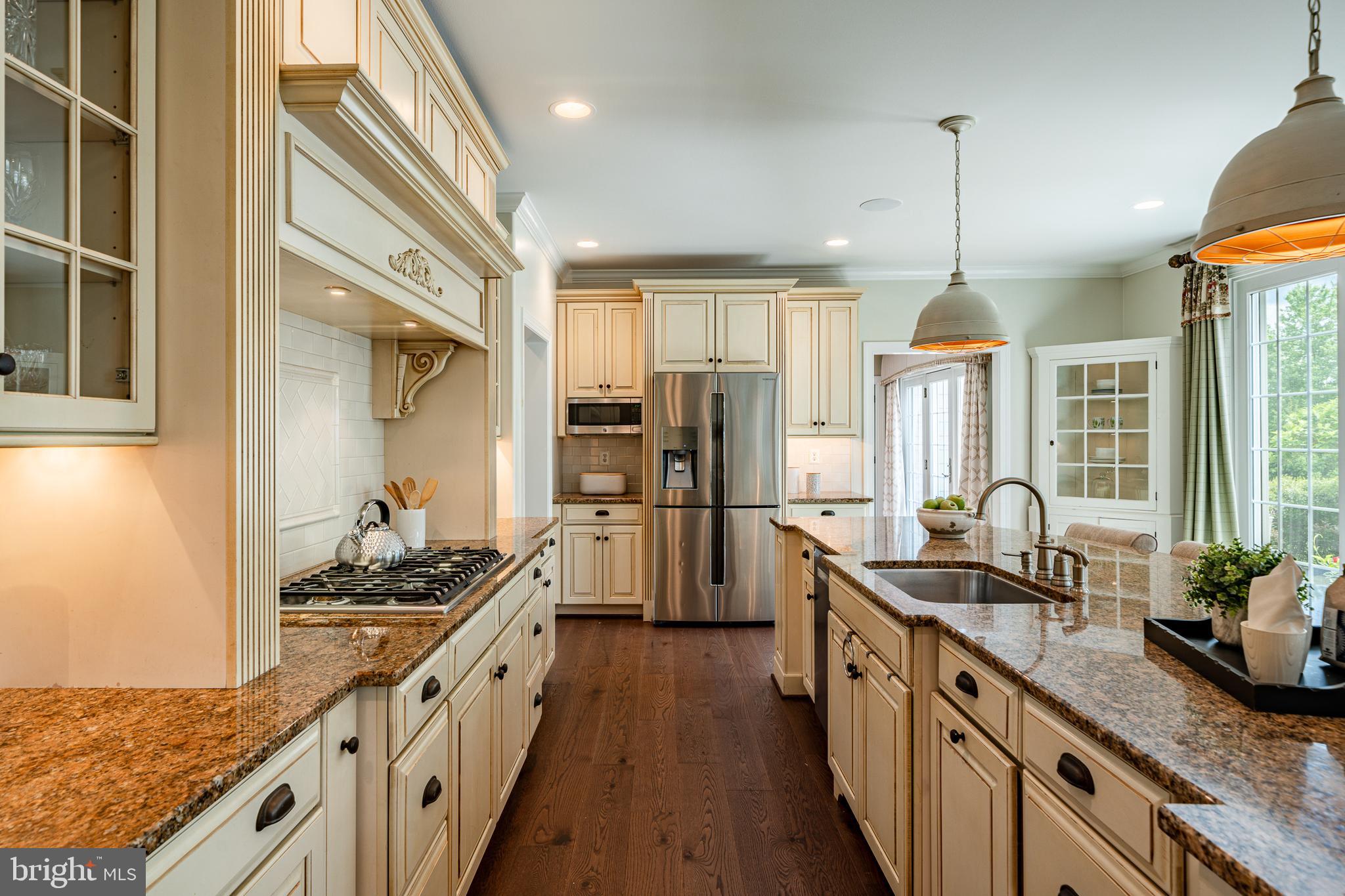 CHANTILLY FARM - Residential