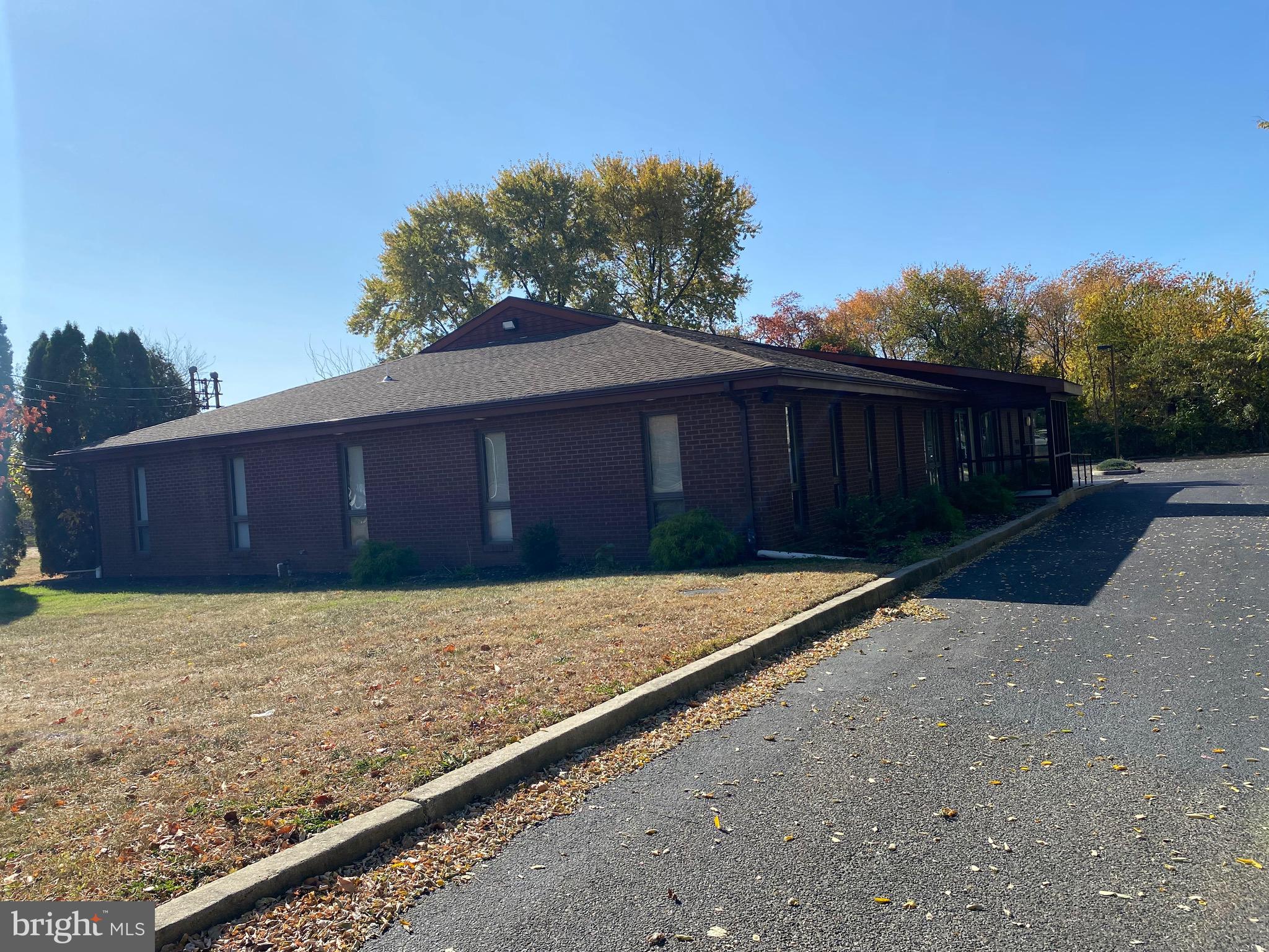 521 SICKLERVILLE ROAD