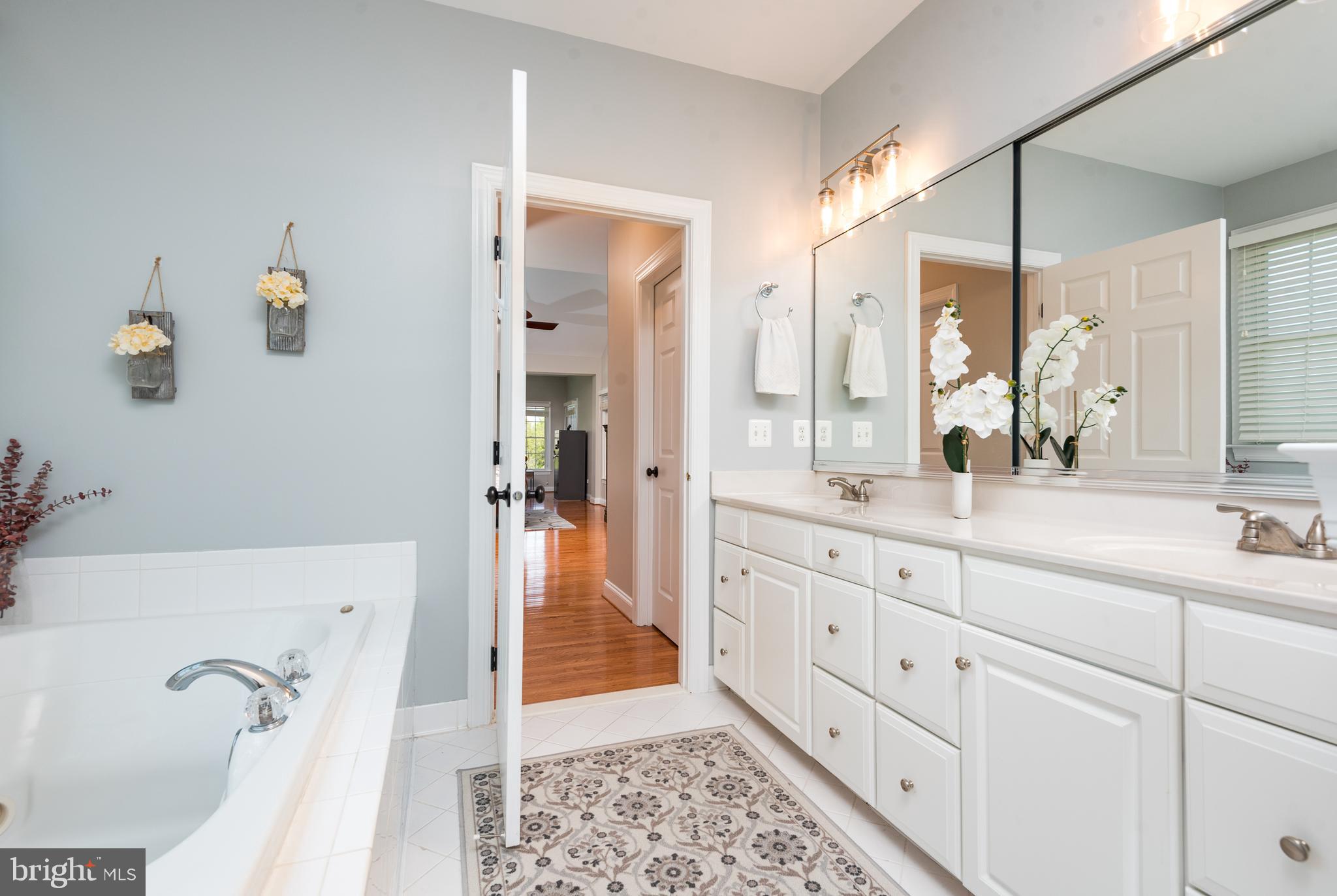 DOMINION VALLEY COUNTRY CLUB - Residential