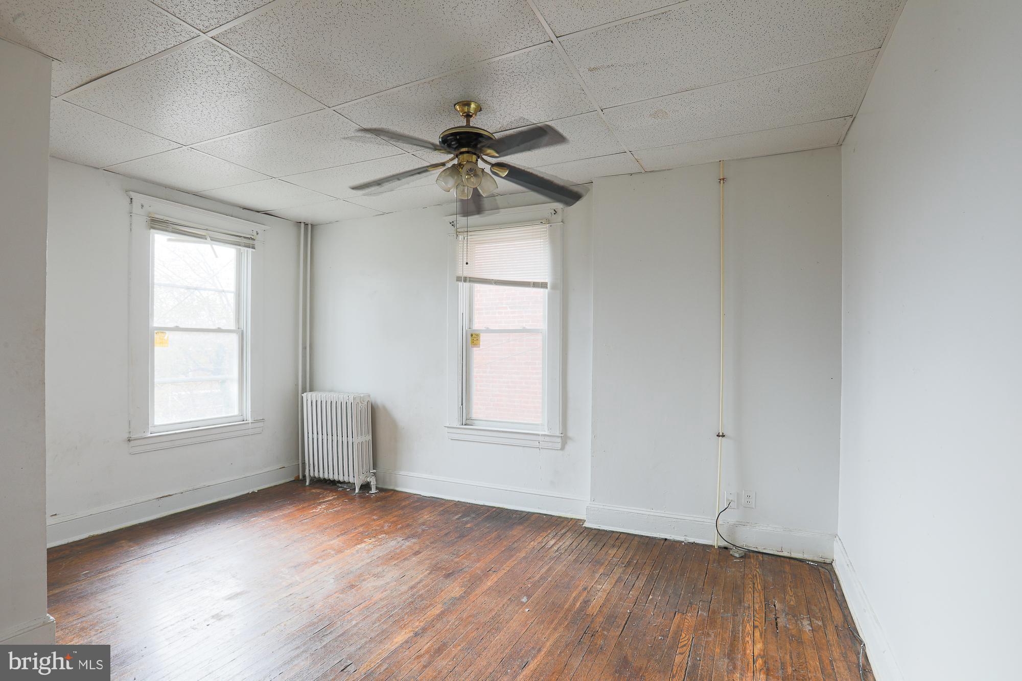 IRVINGTON - Residential Income