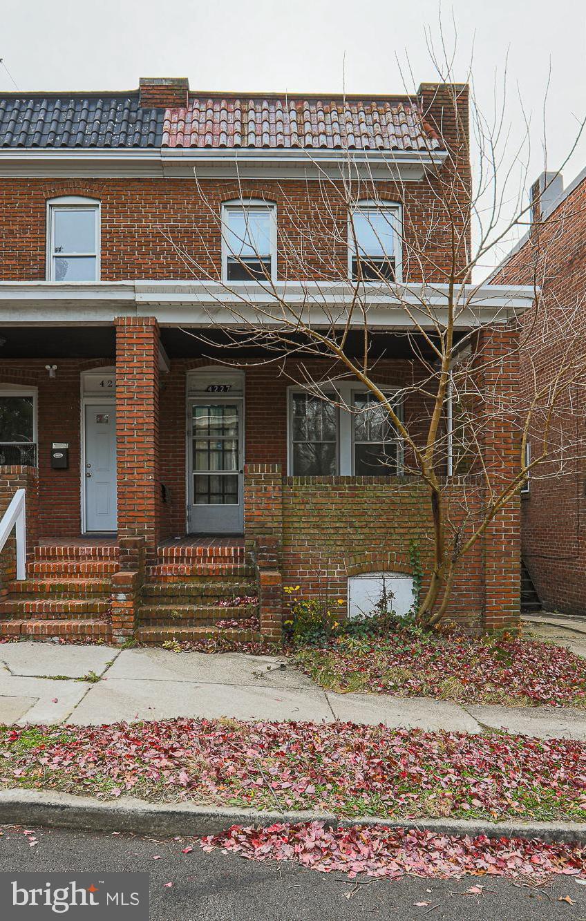 IRVINGTON - Residential Income