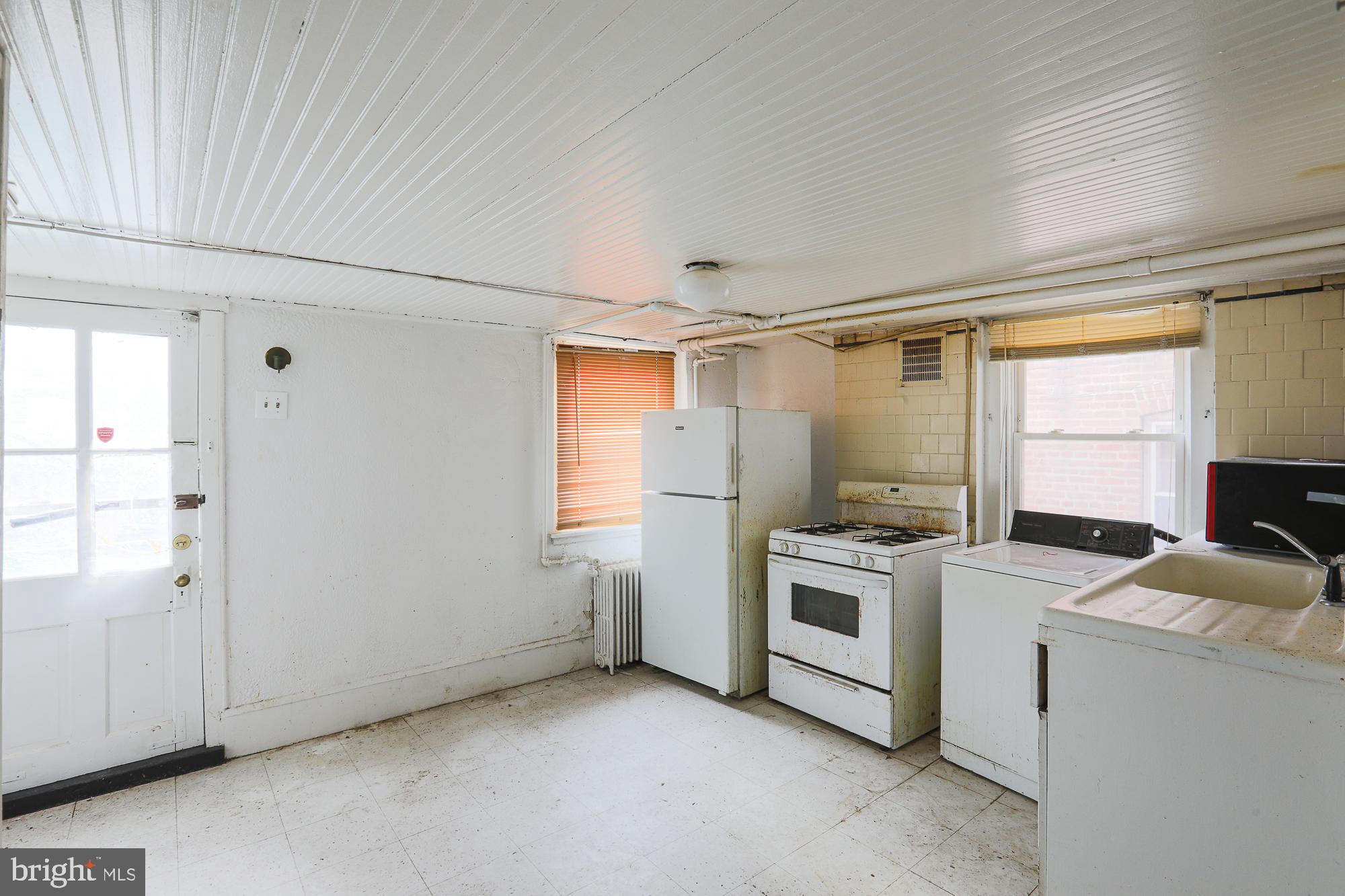 IRVINGTON - Residential Income