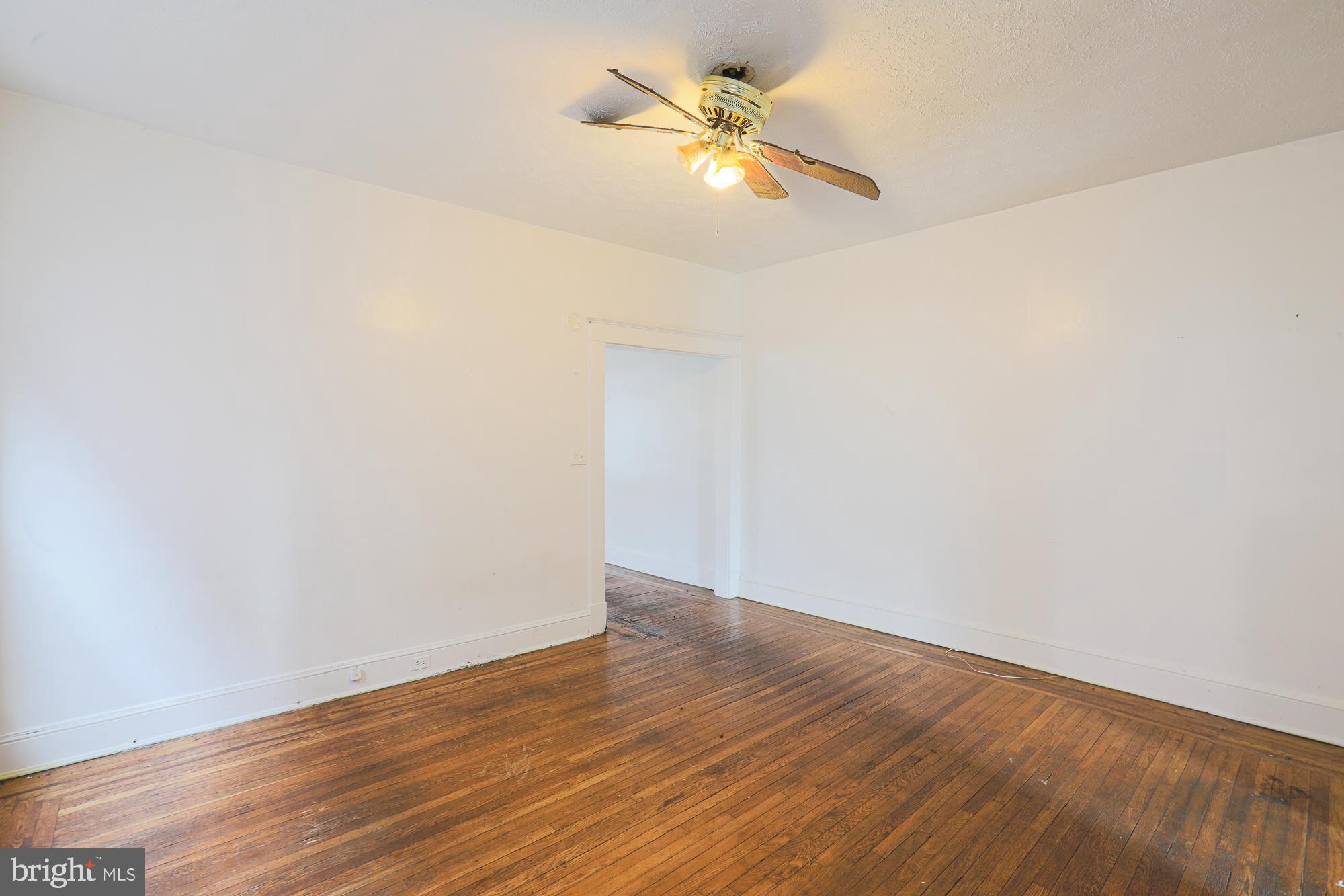 IRVINGTON - Residential Income