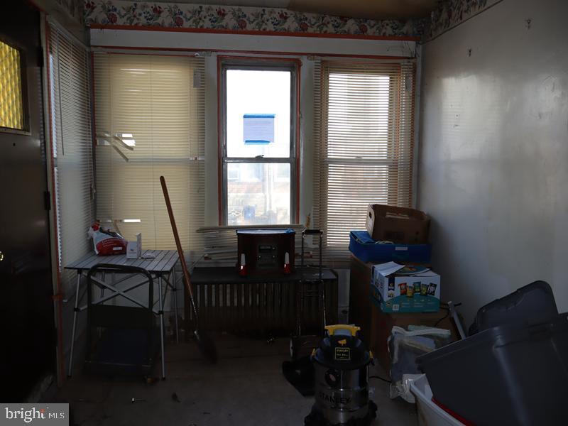 WEST OAK LANE - Residential