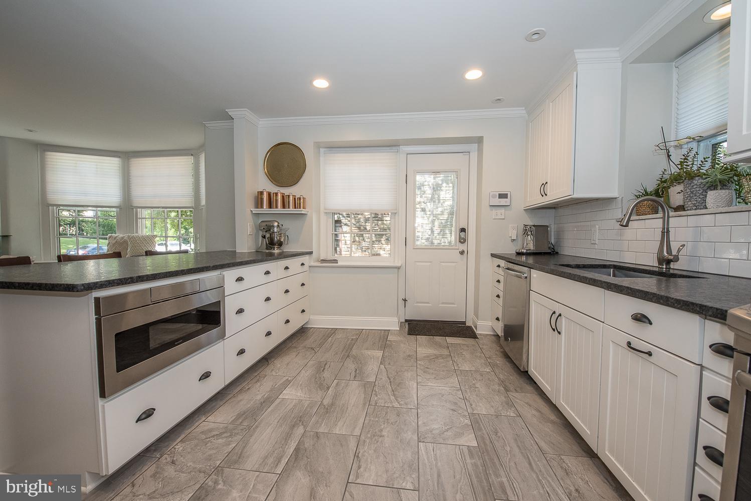 COLLEGE PARK - Residential