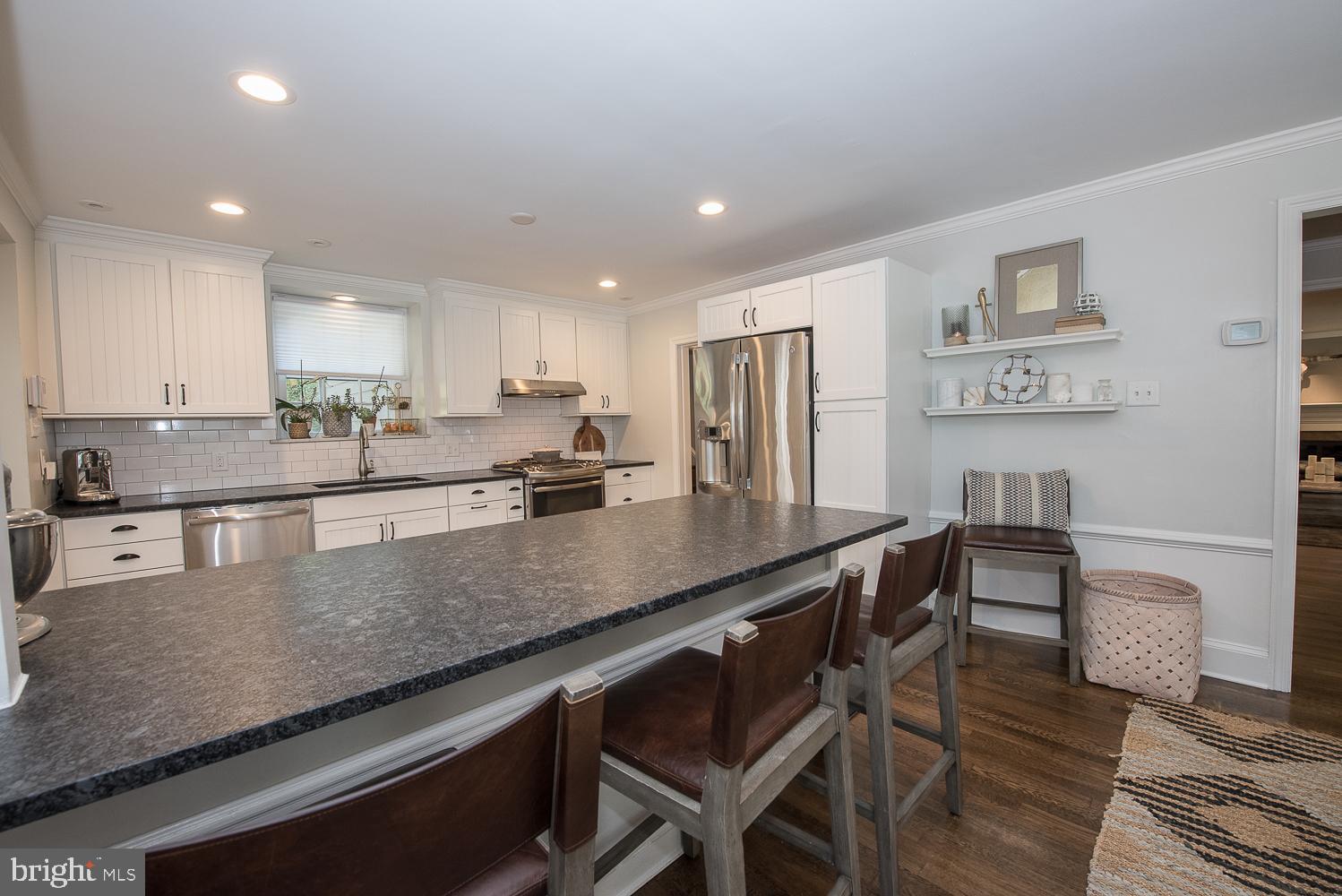 COLLEGE PARK - Residential