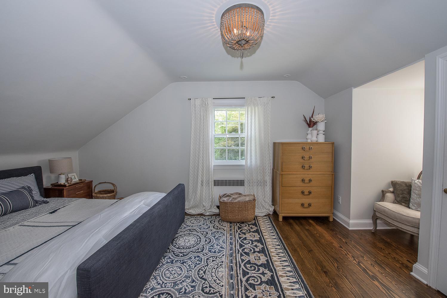 COLLEGE PARK - Residential