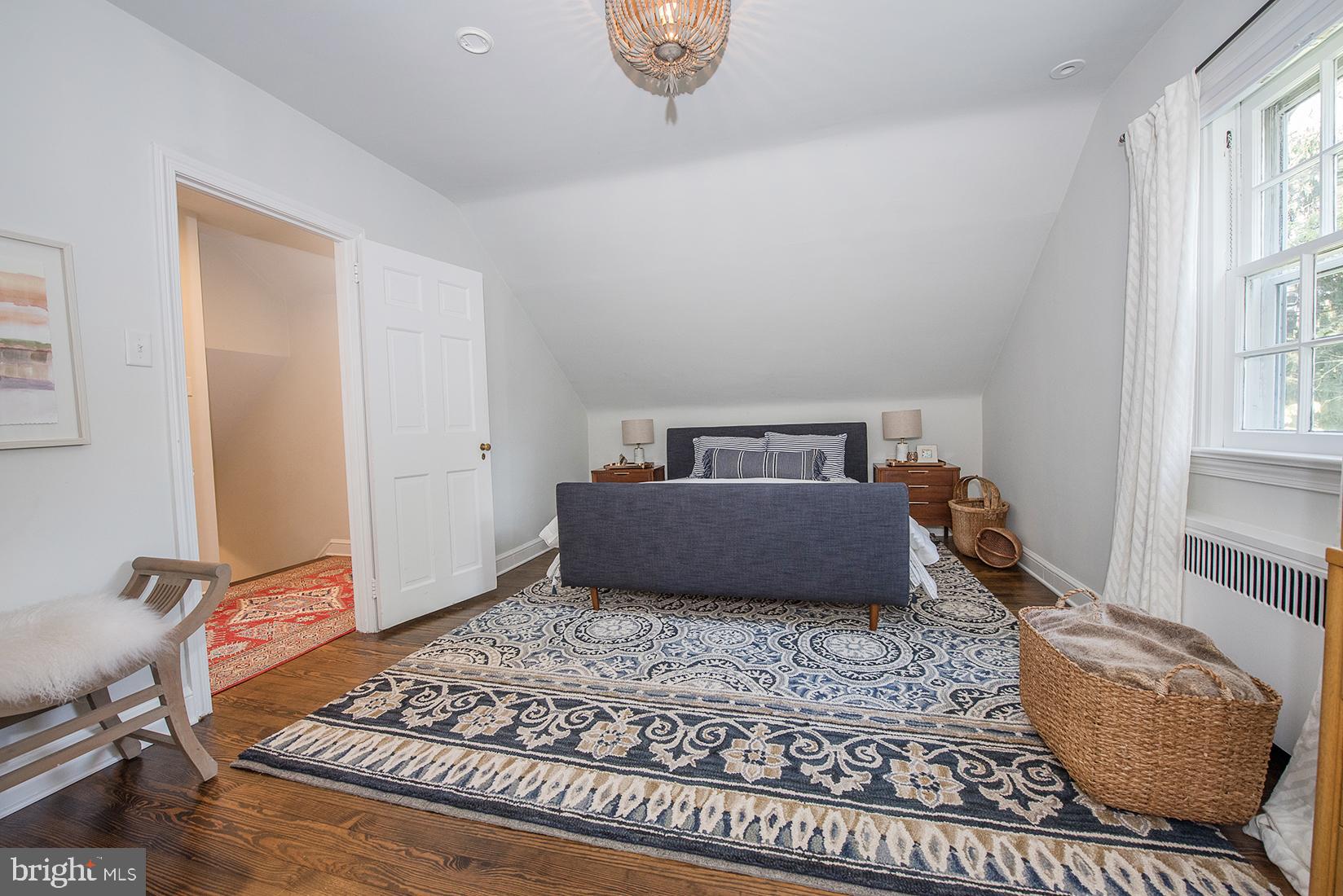 COLLEGE PARK - Residential