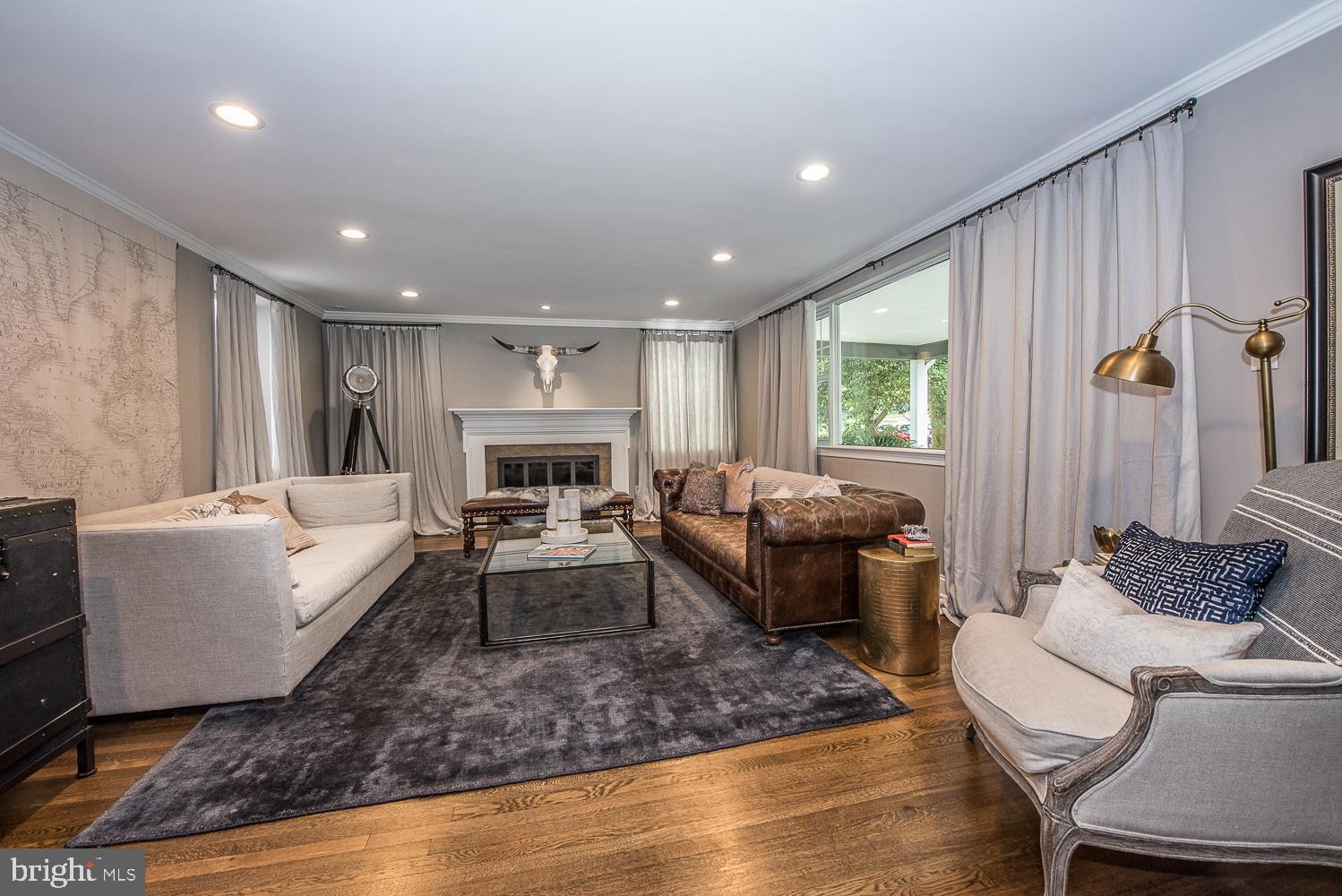 COLLEGE PARK - Residential