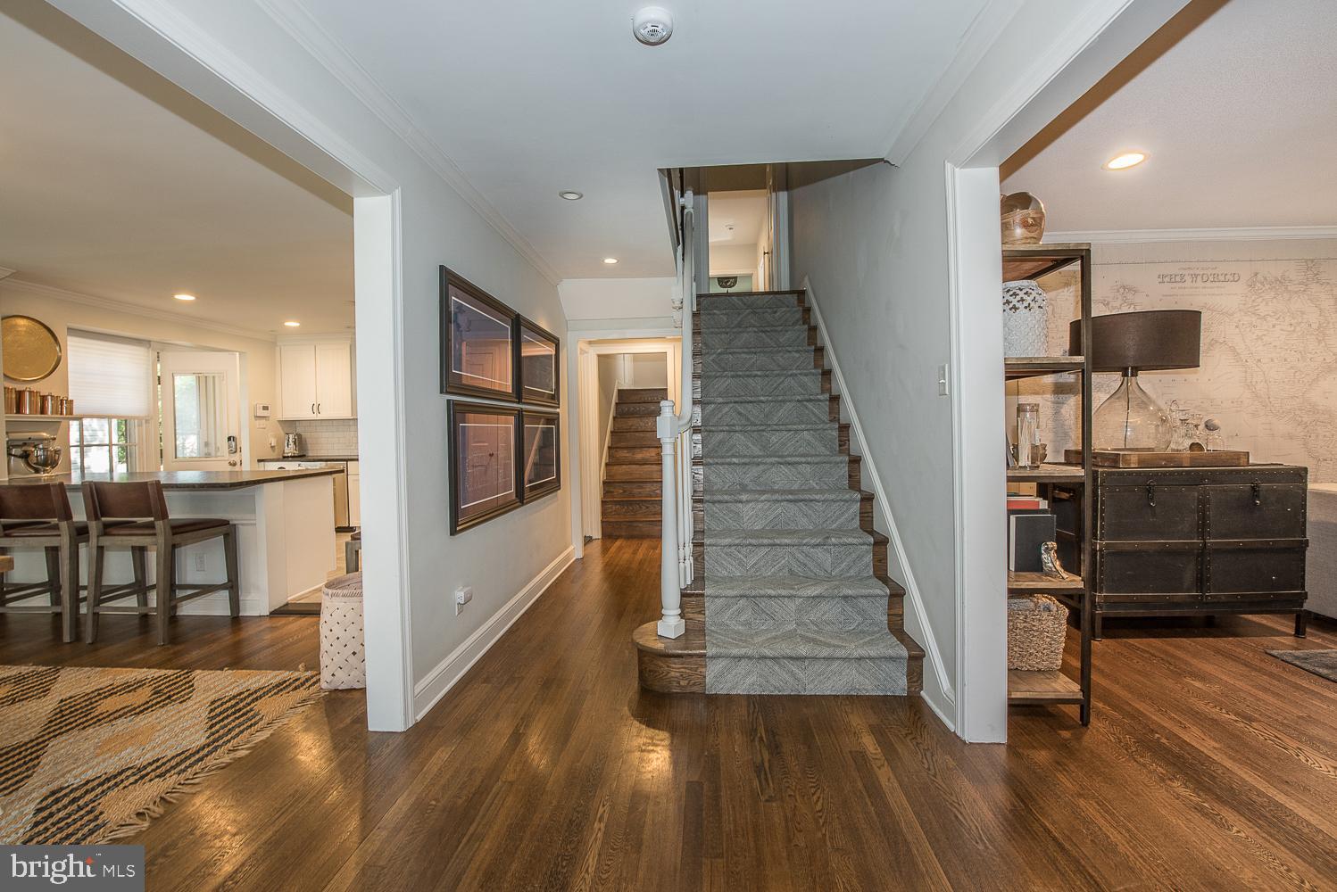 COLLEGE PARK - Residential
