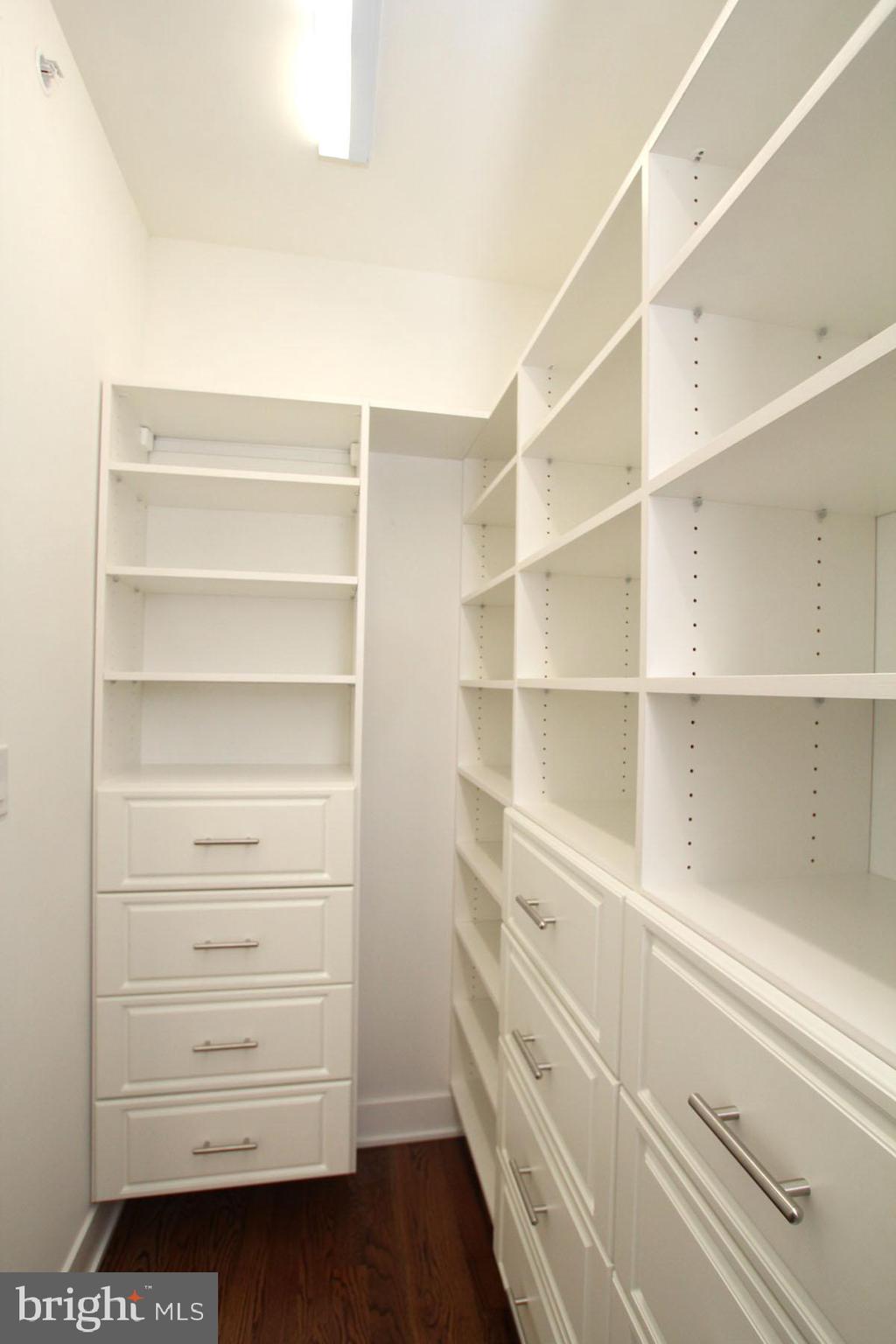 GRADUATE HOSPITAL - Residential