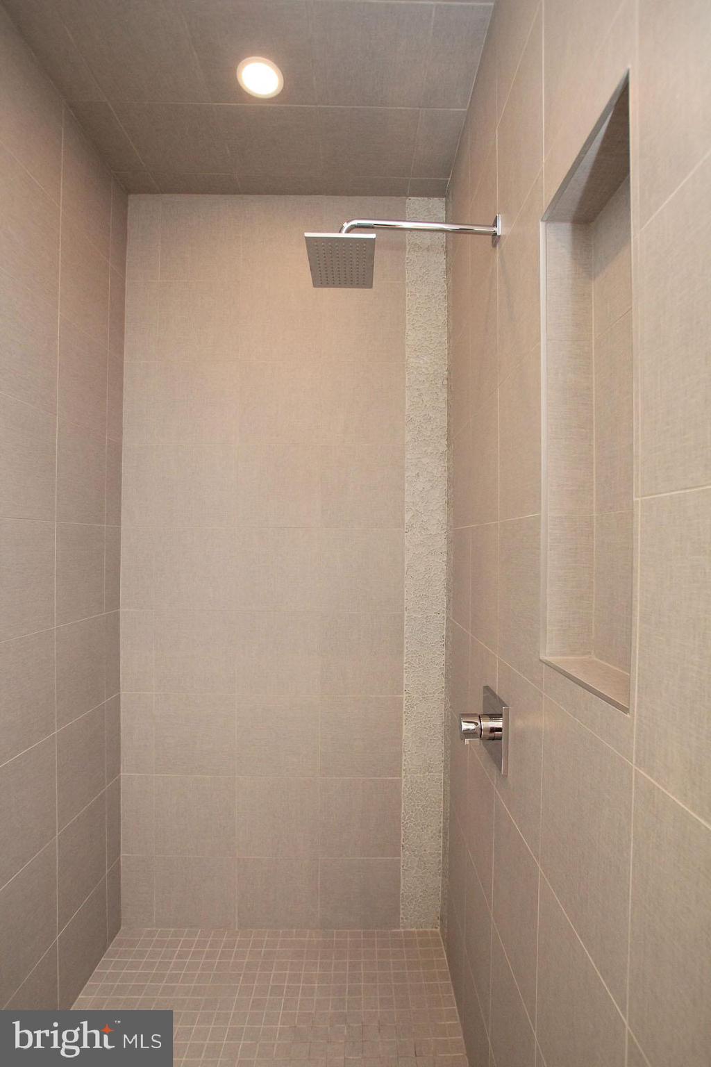 GRADUATE HOSPITAL - Residential