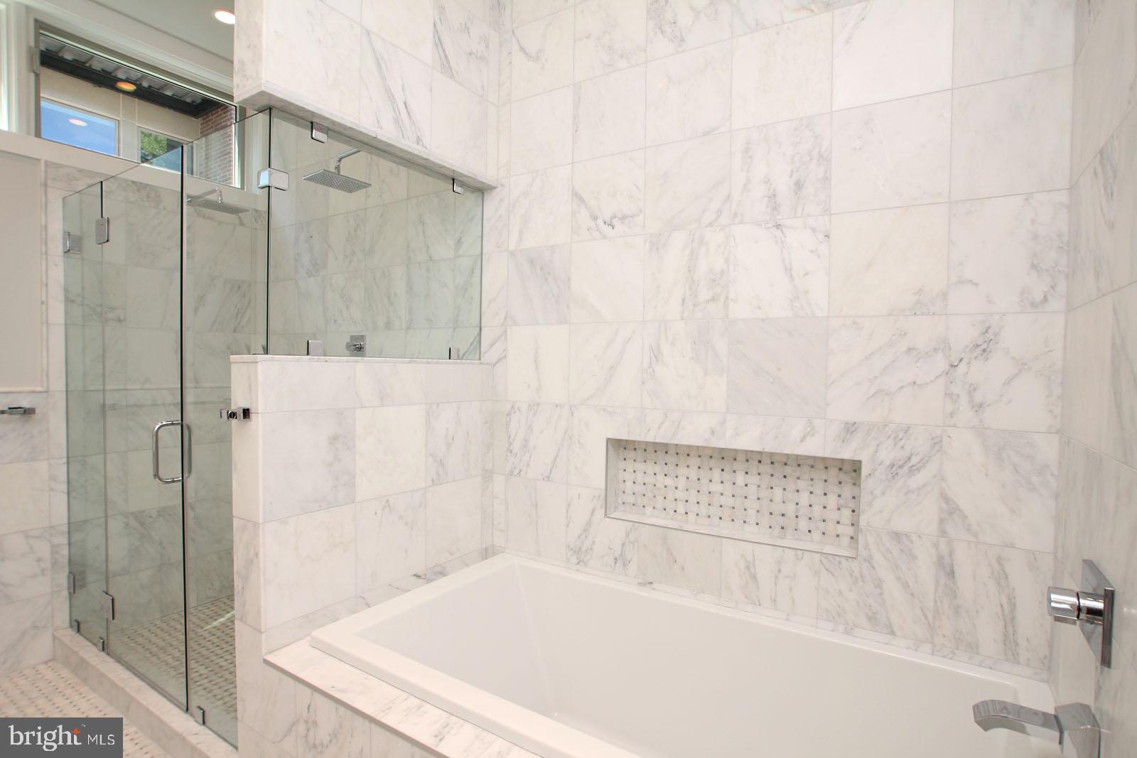 GRADUATE HOSPITAL - Residential