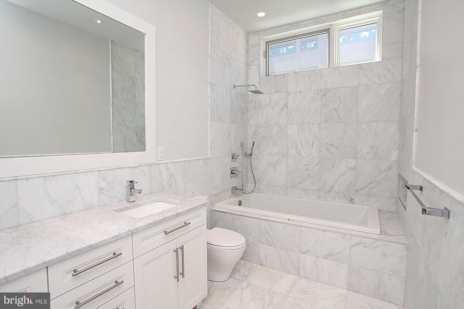 GRADUATE HOSPITAL - Residential