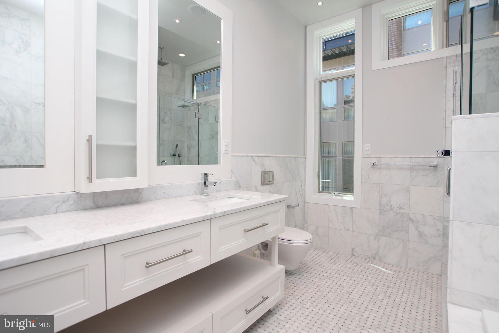 GRADUATE HOSPITAL - Residential