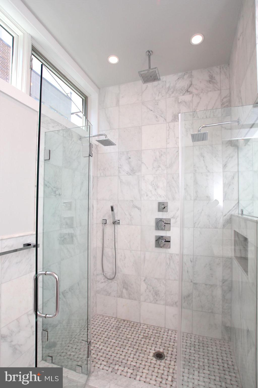 GRADUATE HOSPITAL - Residential