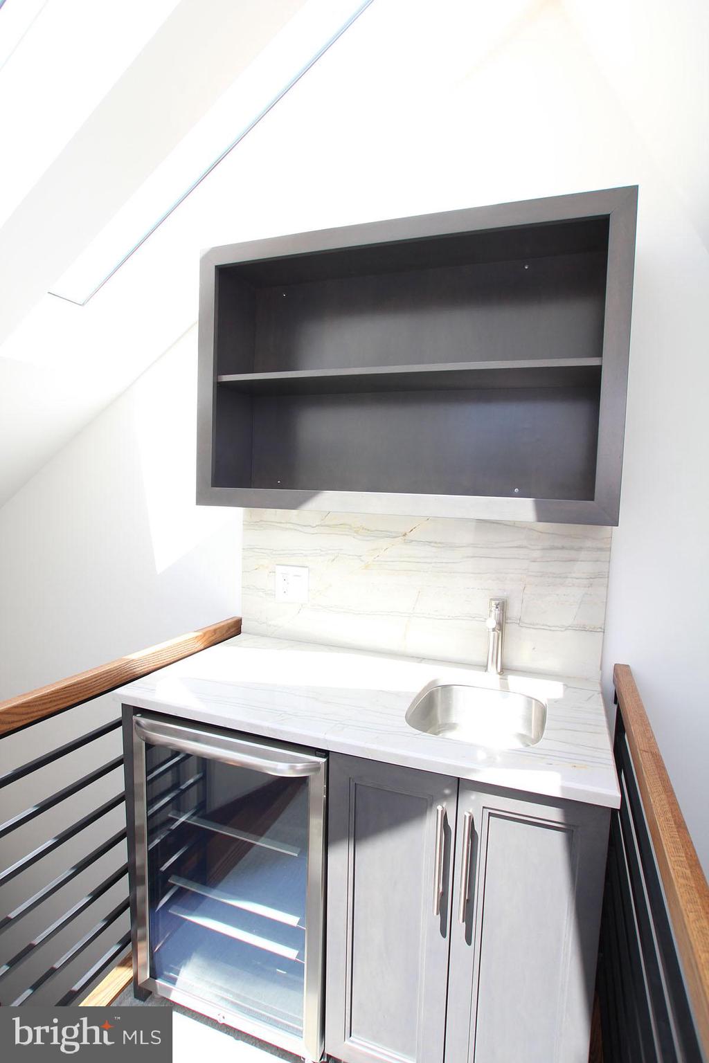 GRADUATE HOSPITAL - Residential