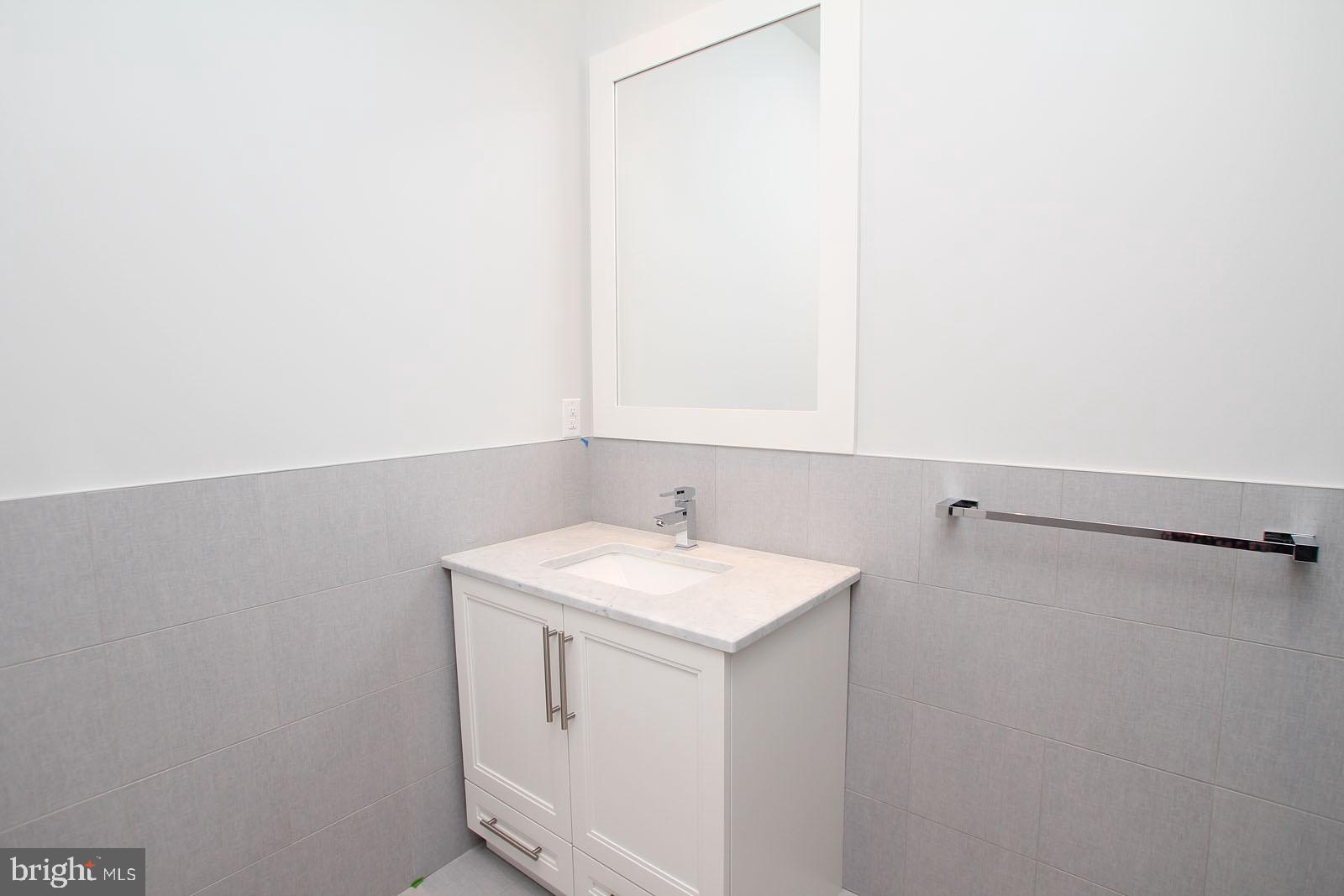 GRADUATE HOSPITAL - Residential