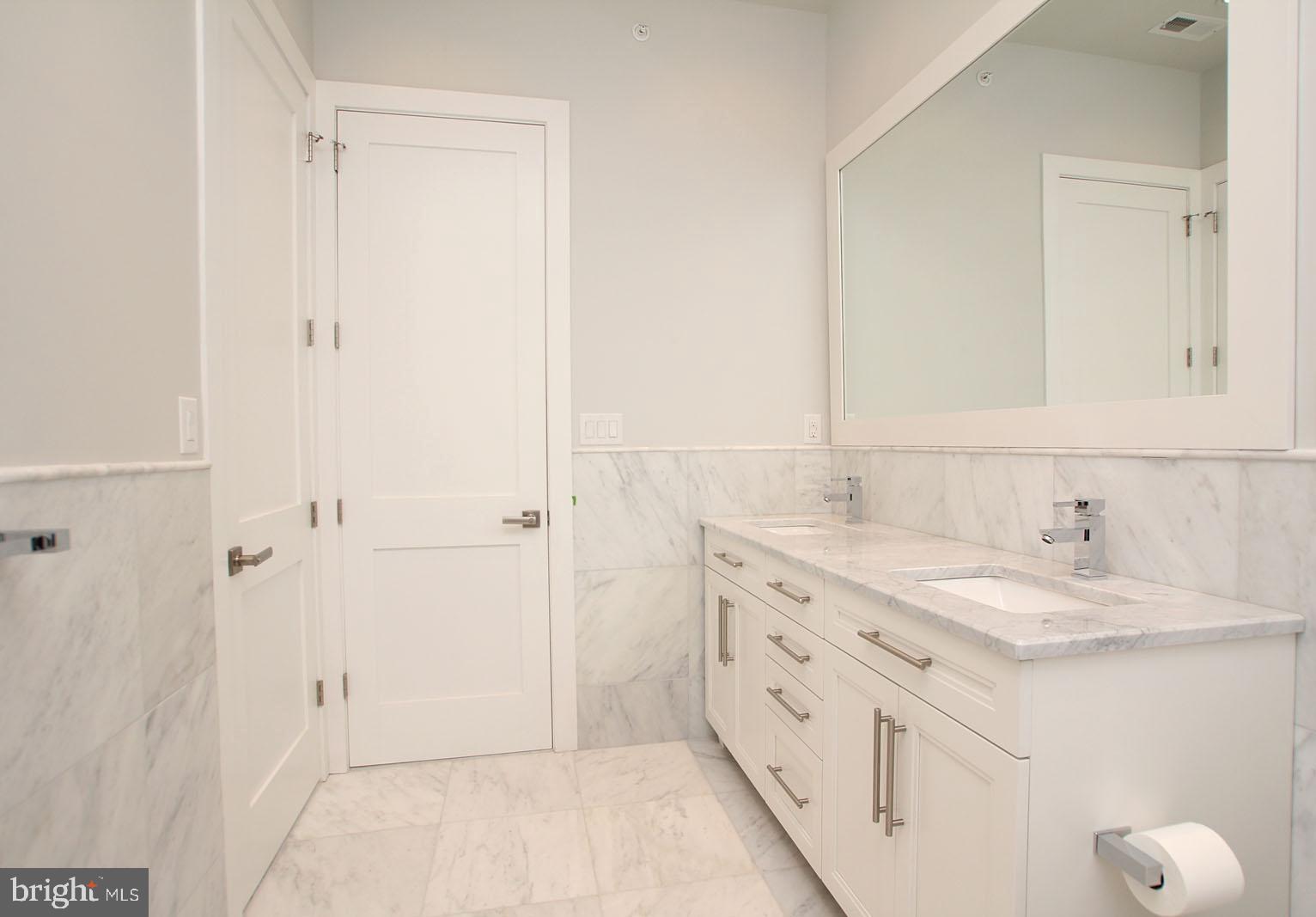 GRADUATE HOSPITAL - Residential