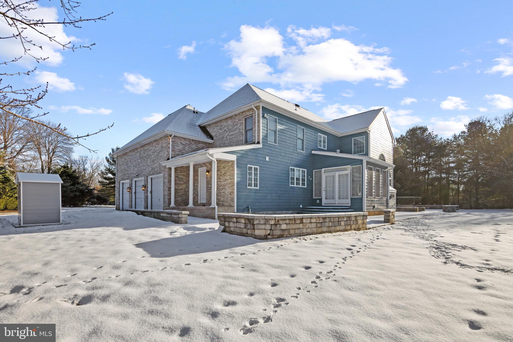 WATERMAN ESTATES - Residential