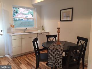 EAST KENSINGTON - Residential