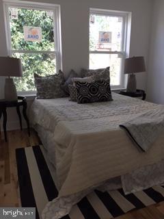 EAST KENSINGTON - Residential