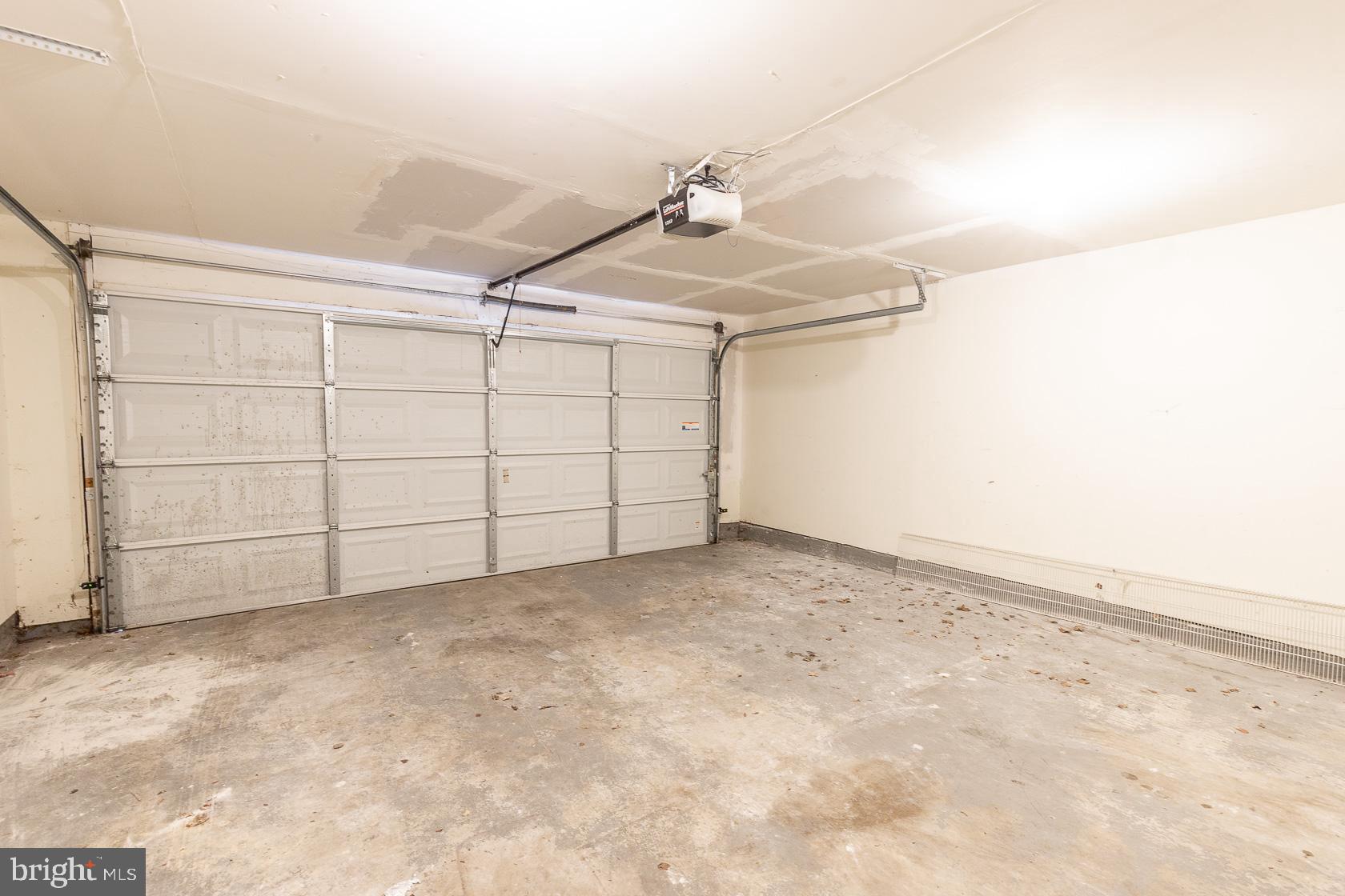 VILLAGES OF WINTERSET - Residential