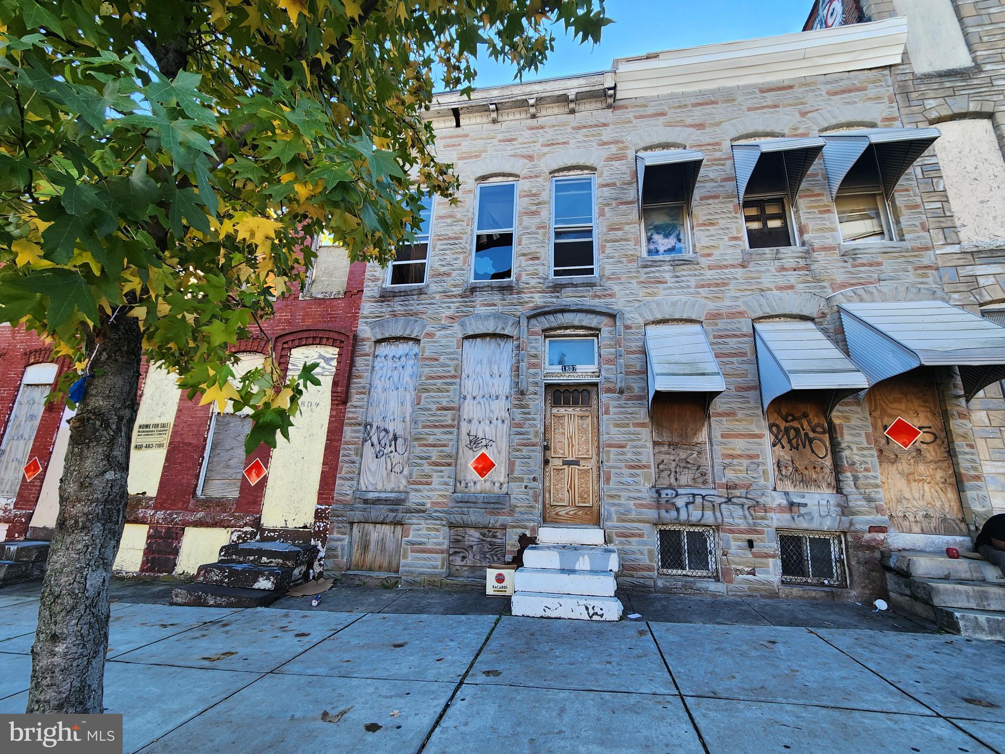 BROADWAY EAST - Residential