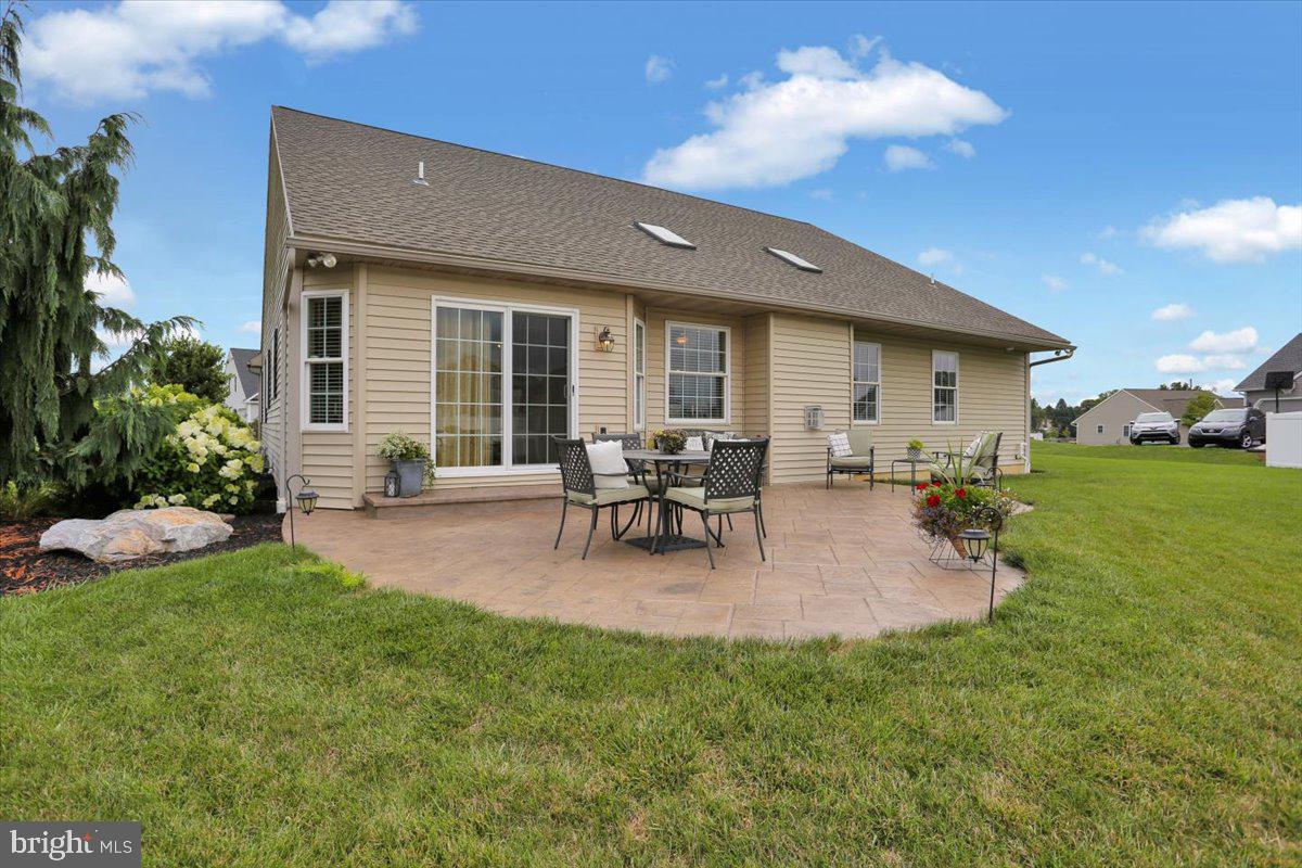 WILLOW CREST - Residential