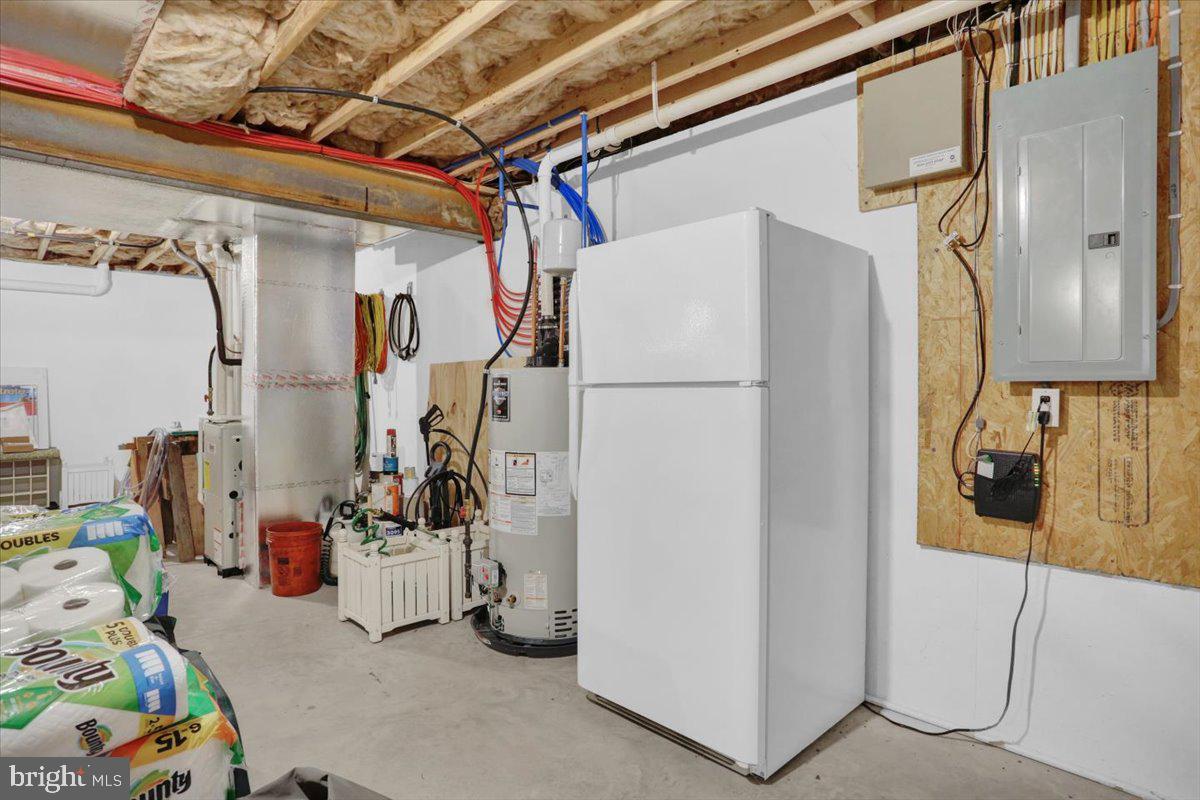 WILLOW CREST - Residential