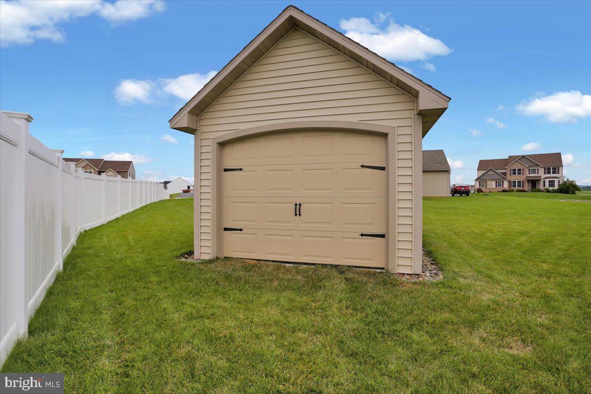 WILLOW CREST - Residential