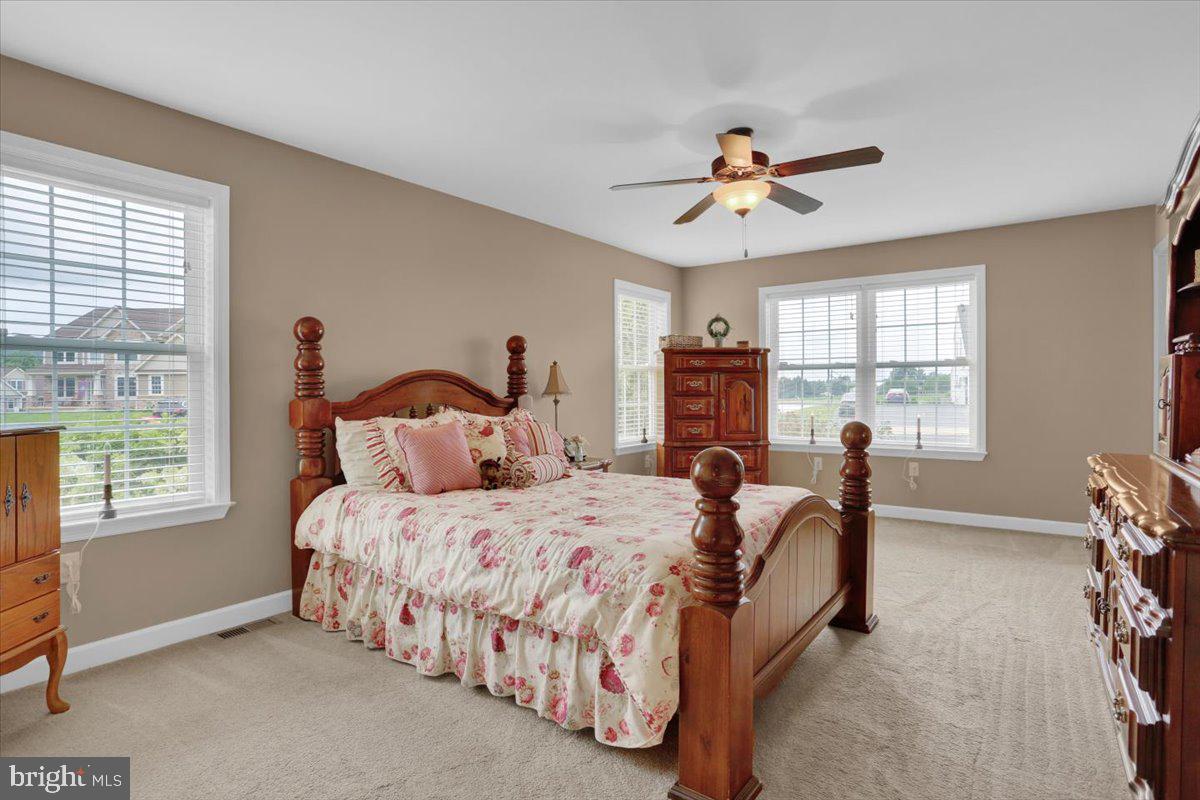 WILLOW CREST - Residential