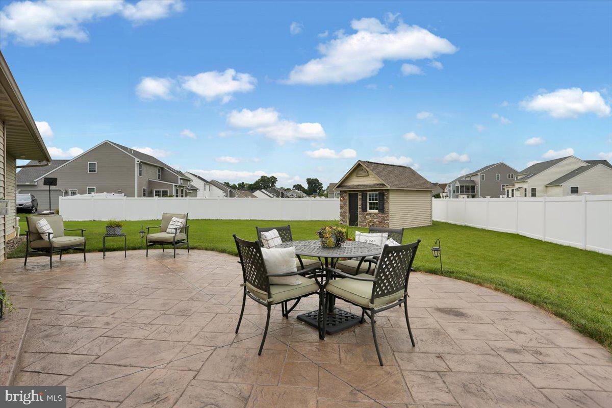 WILLOW CREST - Residential