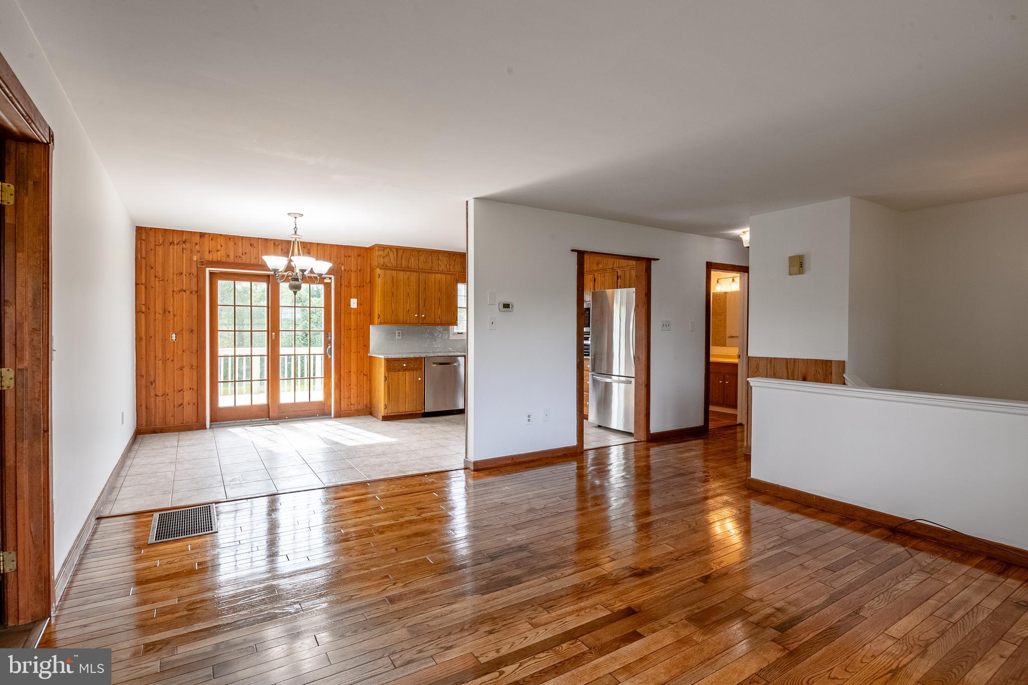 282 ERNST ROAD