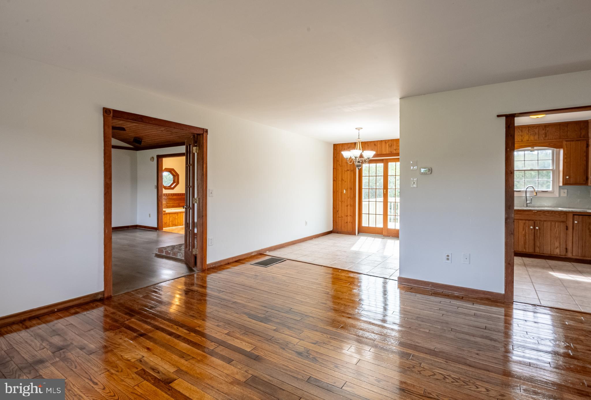 282 ERNST ROAD