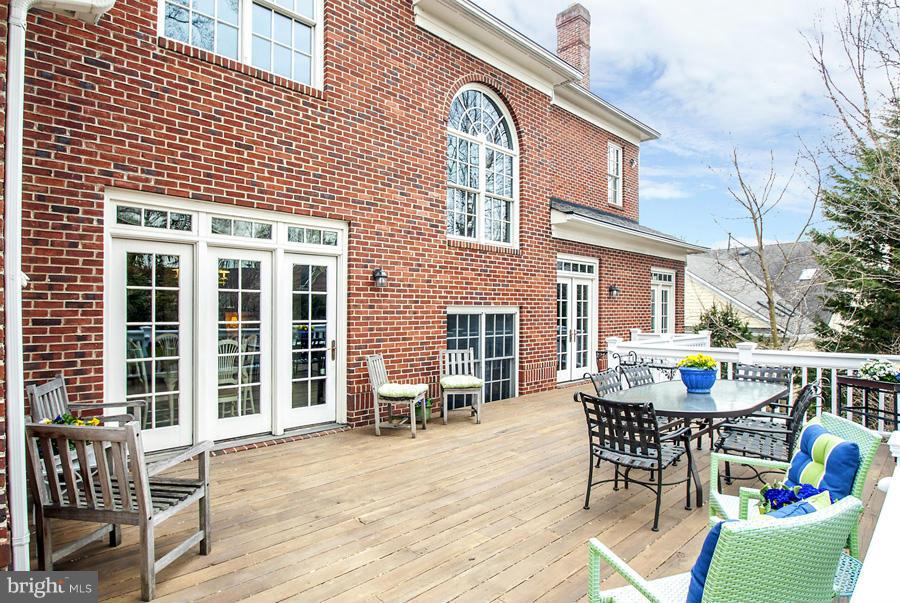 CHEVY CHASE - Residential