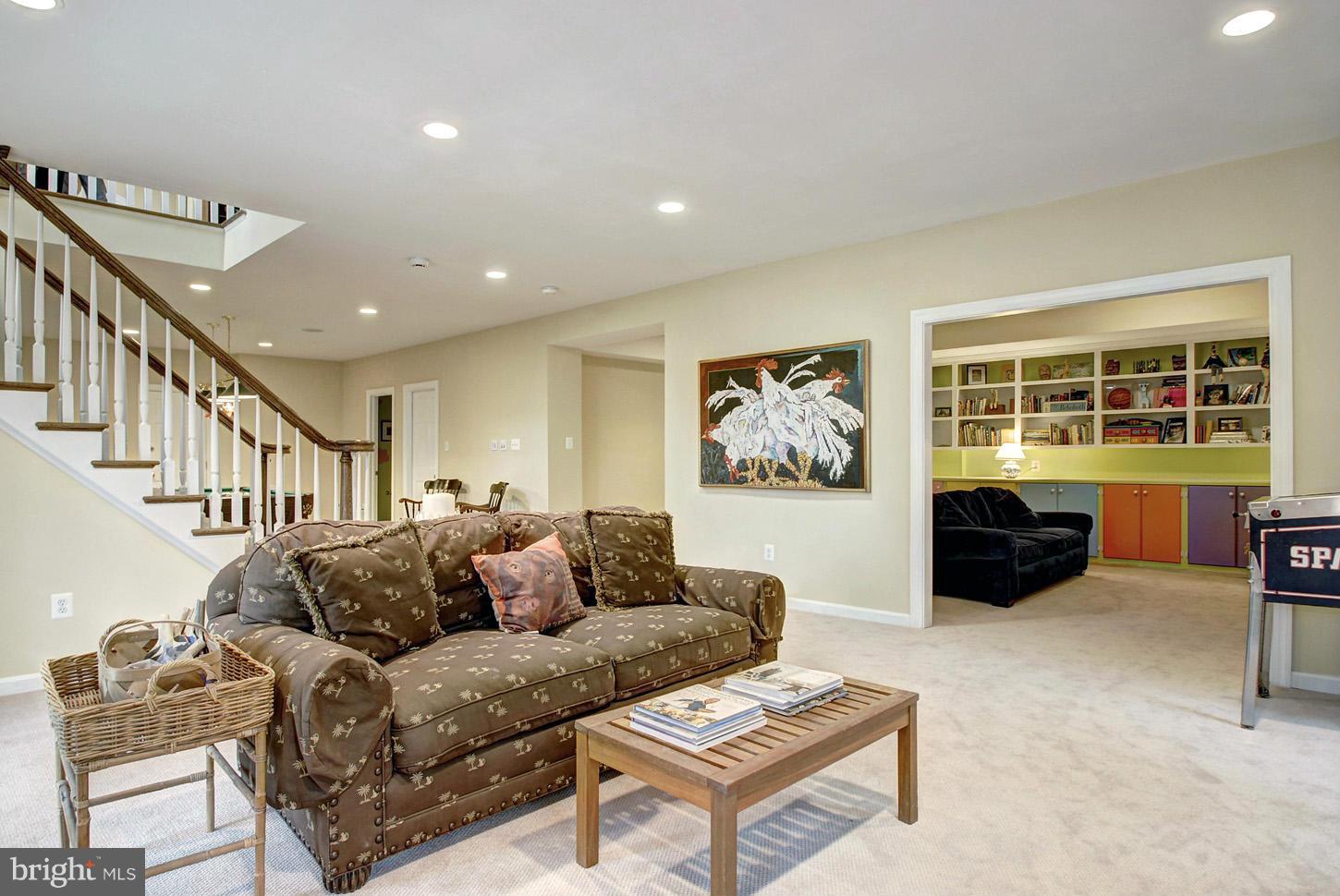 CHEVY CHASE - Residential