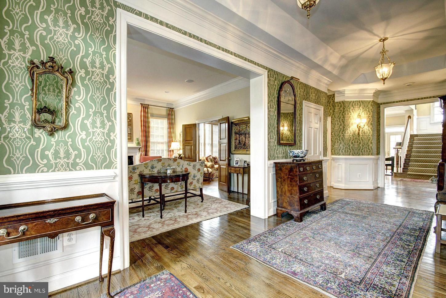 CHEVY CHASE - Residential