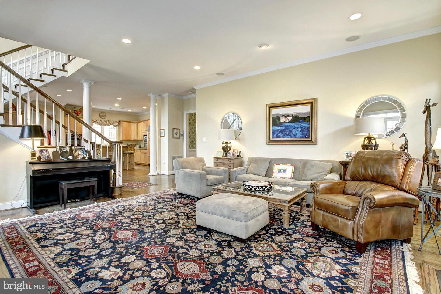 CHEVY CHASE - Residential