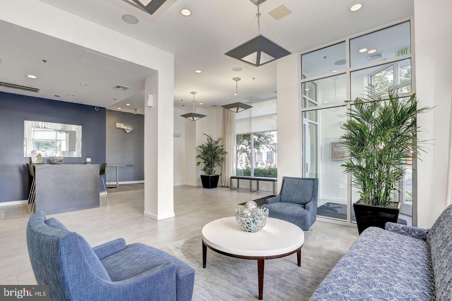 1201 EAST WEST HIGHWAY 212