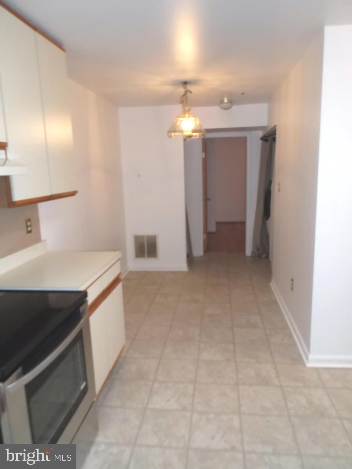 VILL AT MANCHESTER FARMS - Residential