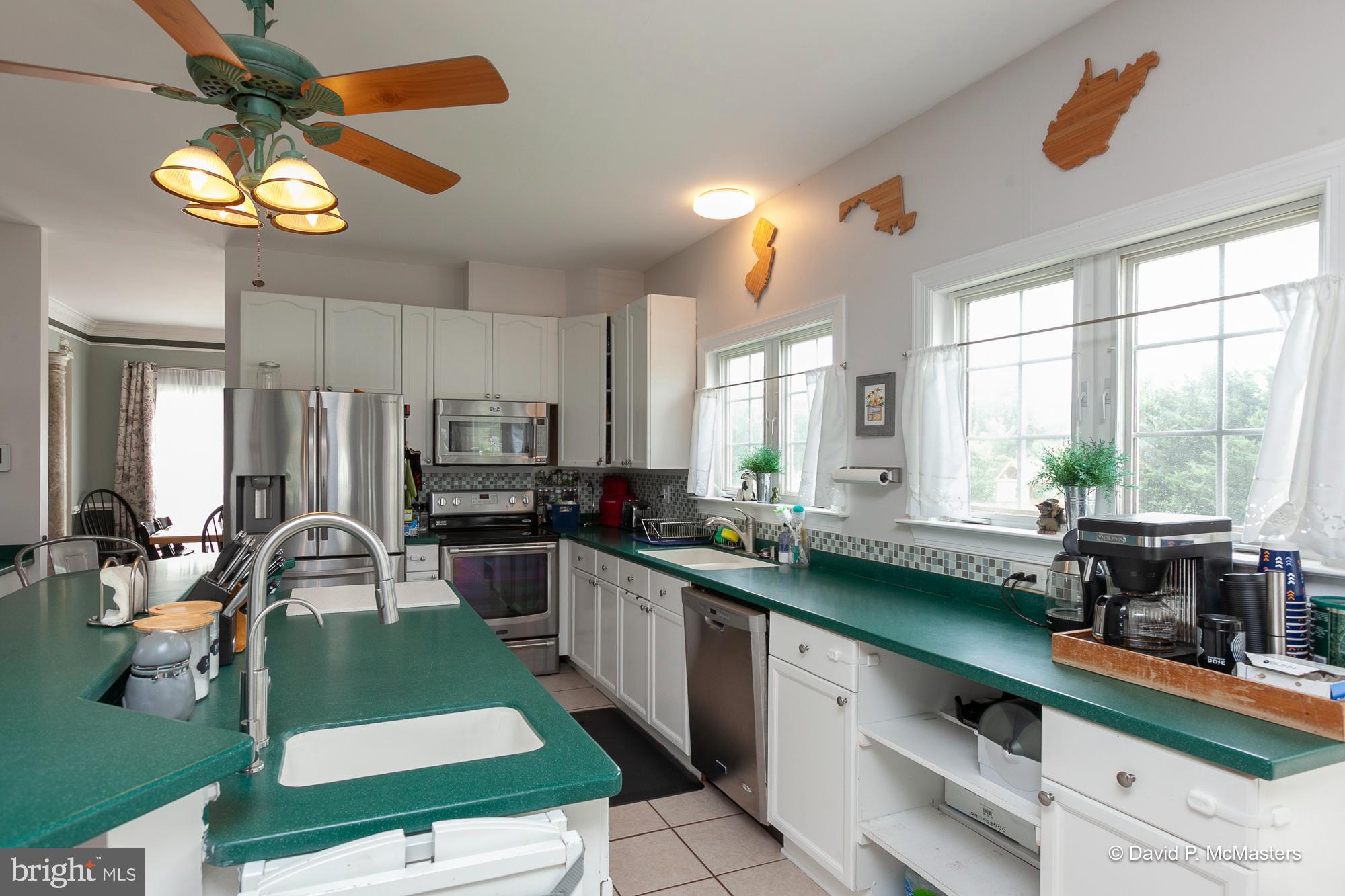 MEADOW BROOK - Residential