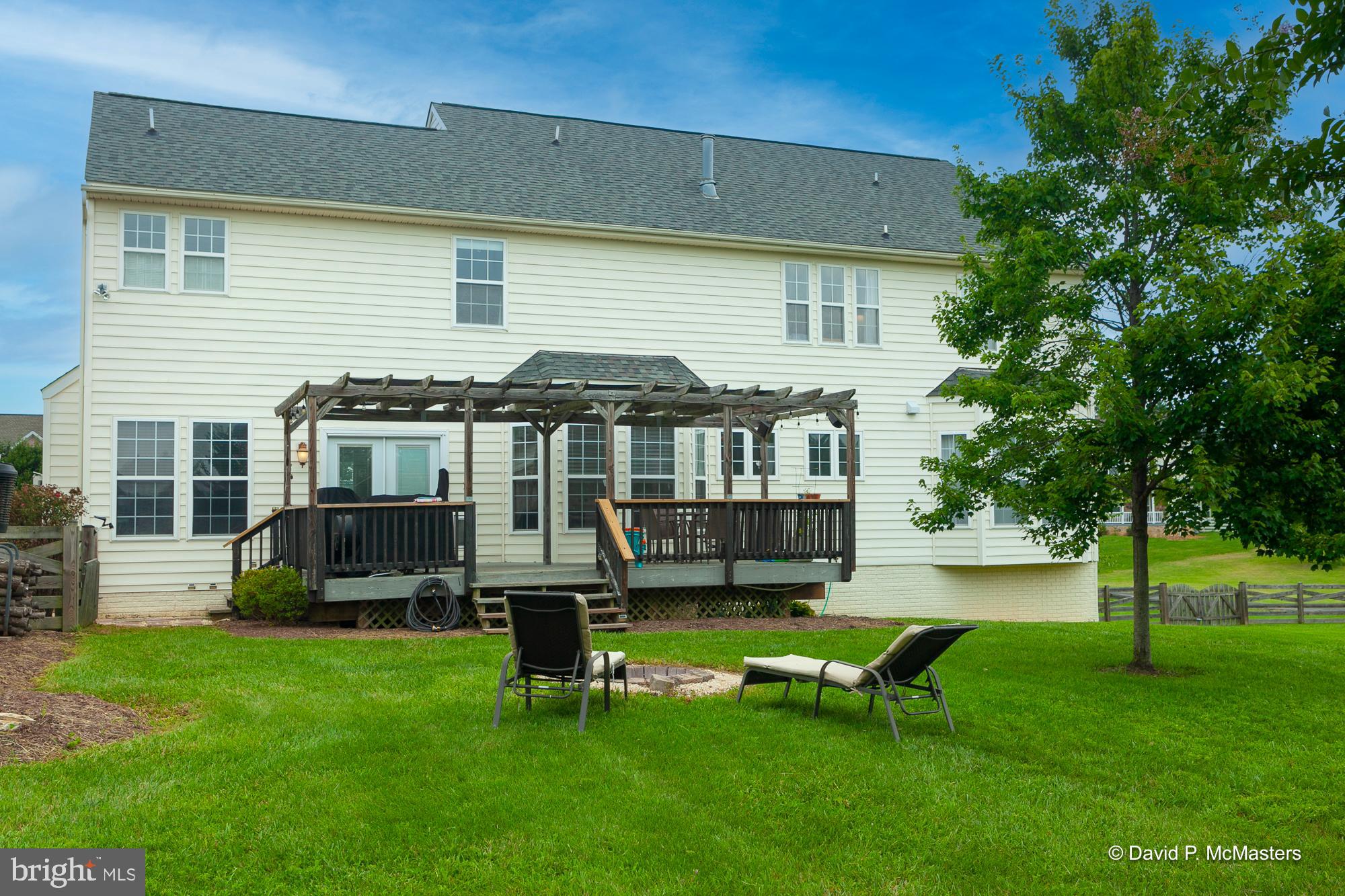 MEADOW BROOK - Residential