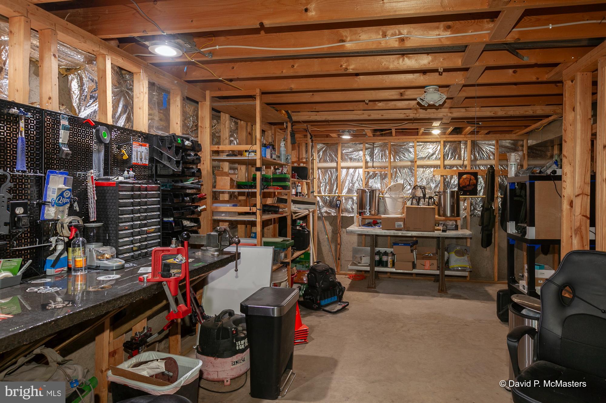 MEADOW BROOK - Residential